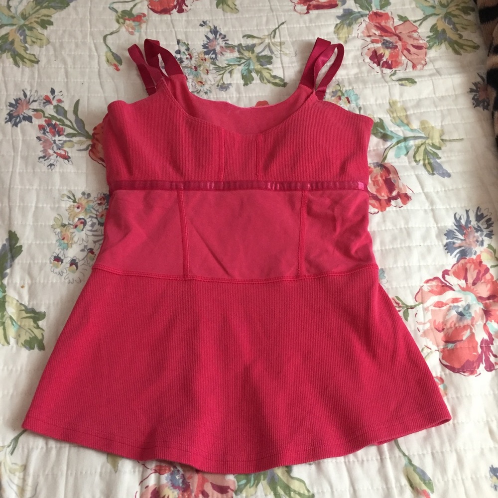 Lululemon tank